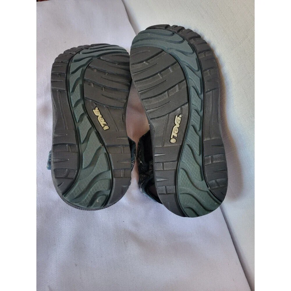 Teva Gladiator Boys Sport Sandals Size 5. Blue Lightweight Adjustable Straps
